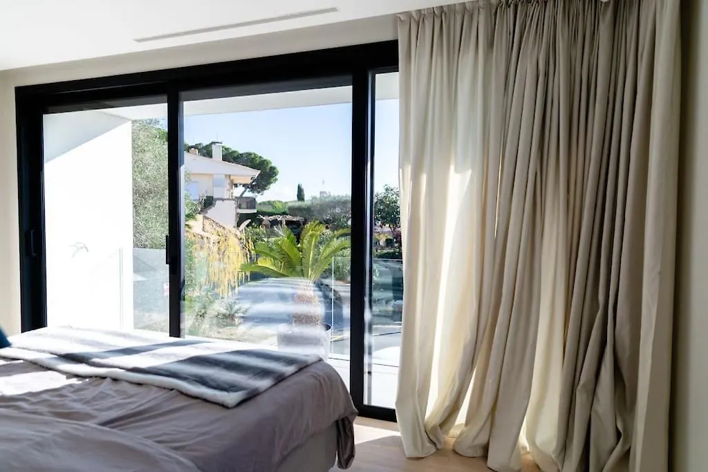 פלטחה ד'ארו Spa Luxury Villa ***** ספרד