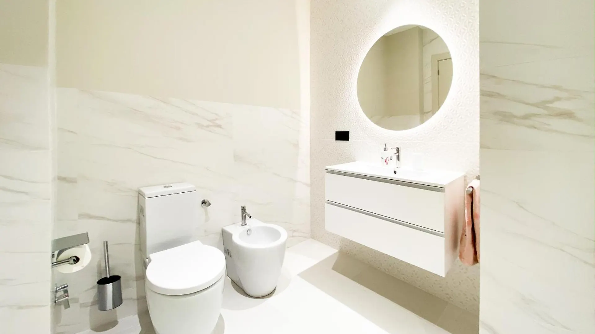 פלטחה ד'ארו Spa Luxury Villa ***** 0*, פלטחה ד'ארו ספרד