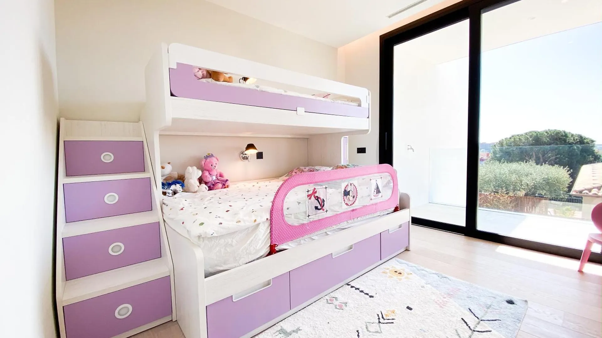 פלטחה ד'ארו Spa Luxury Villa ***** 0*, פלטחה ד'ארו ספרד